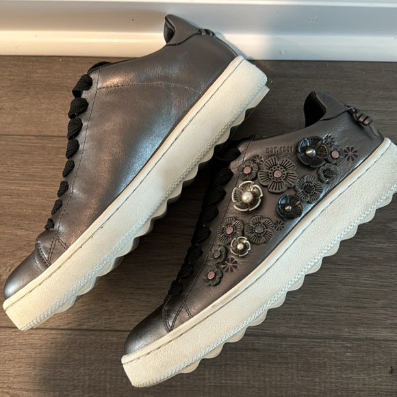 Coach Sneakers - Picture 2 of 11